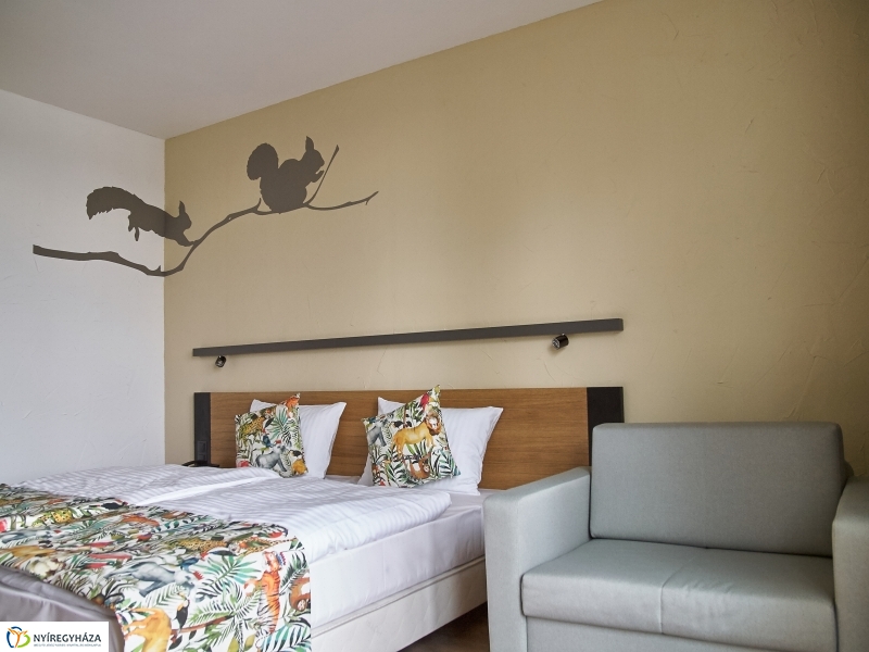 Hotel Pangea munkálatok 20180710 - fotó Szarka Lajos