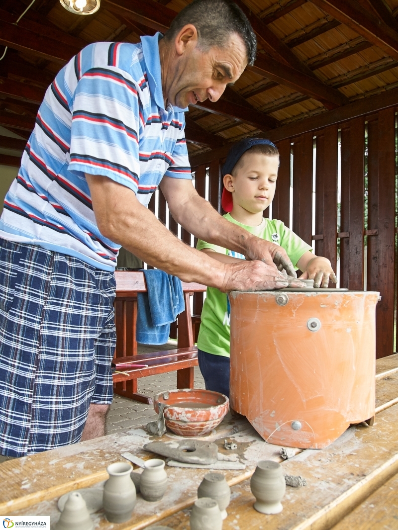 Hagyományőrző tábor Sóstóhegyen - fotó Szarka Lajos