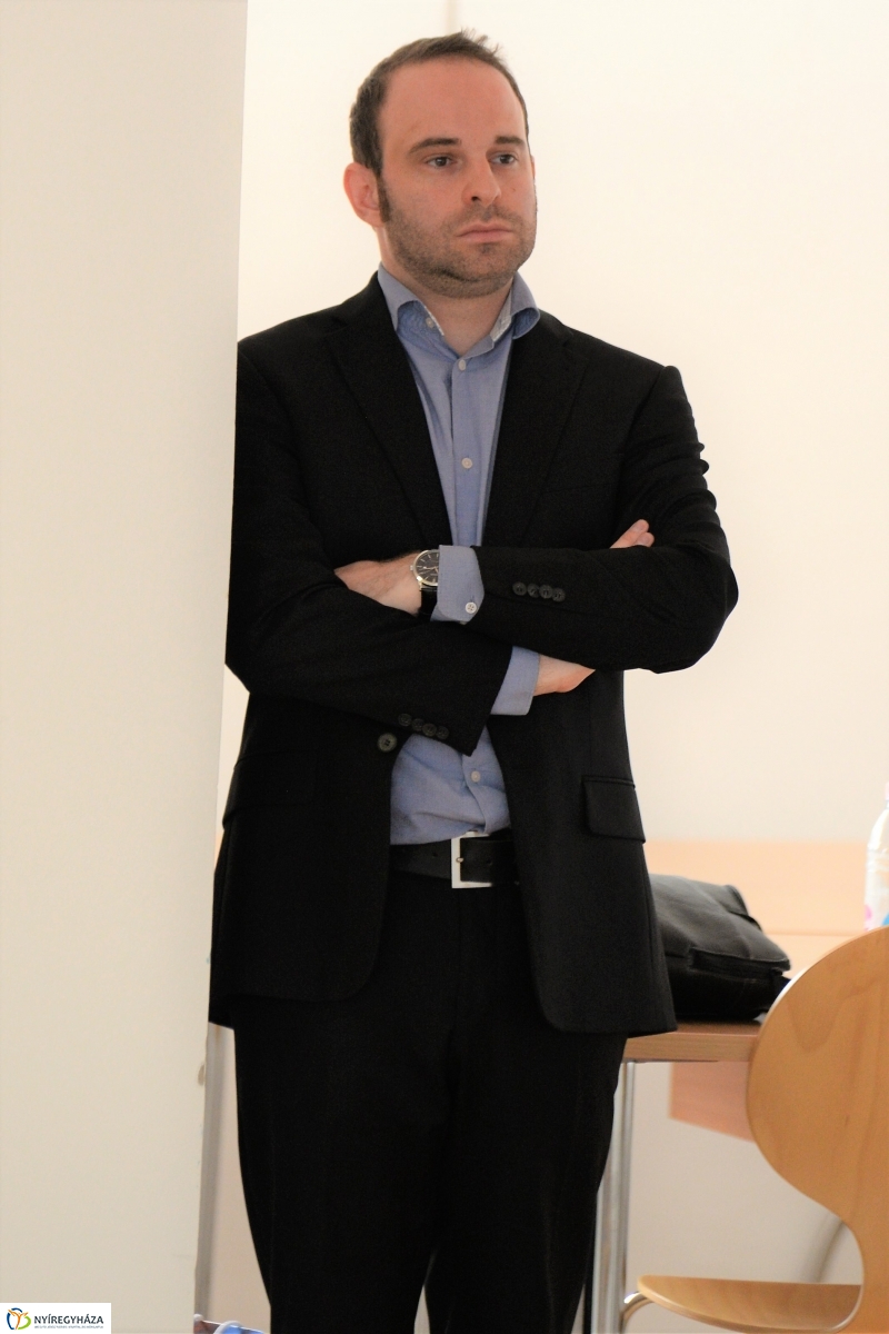 Sajtótájékoztató az EON-nál - fotó Trifonov Éva