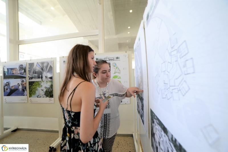 A Jégvilág látványterveinek bemutatása - fotó Trifonov Éva