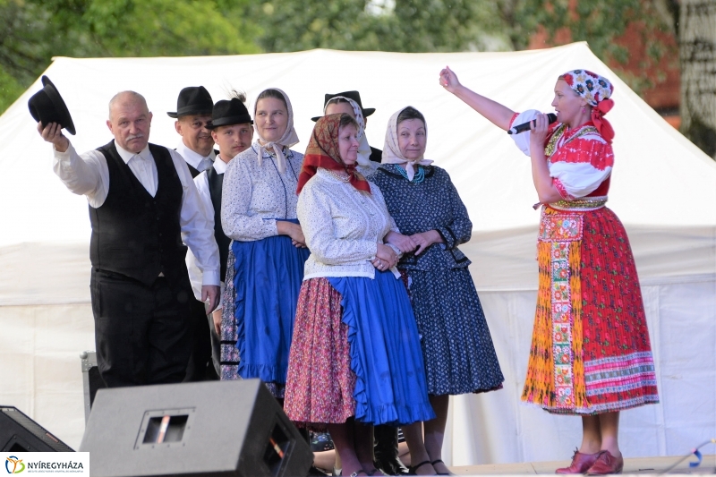 Fesztiválhangulat Sóstón - fotó Trifonov Éva