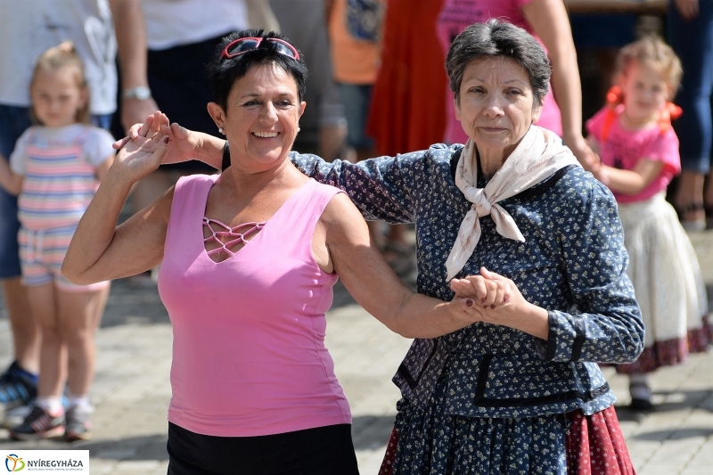 Fesztiválhangulat Sóstón - fotó Trifonov Éva