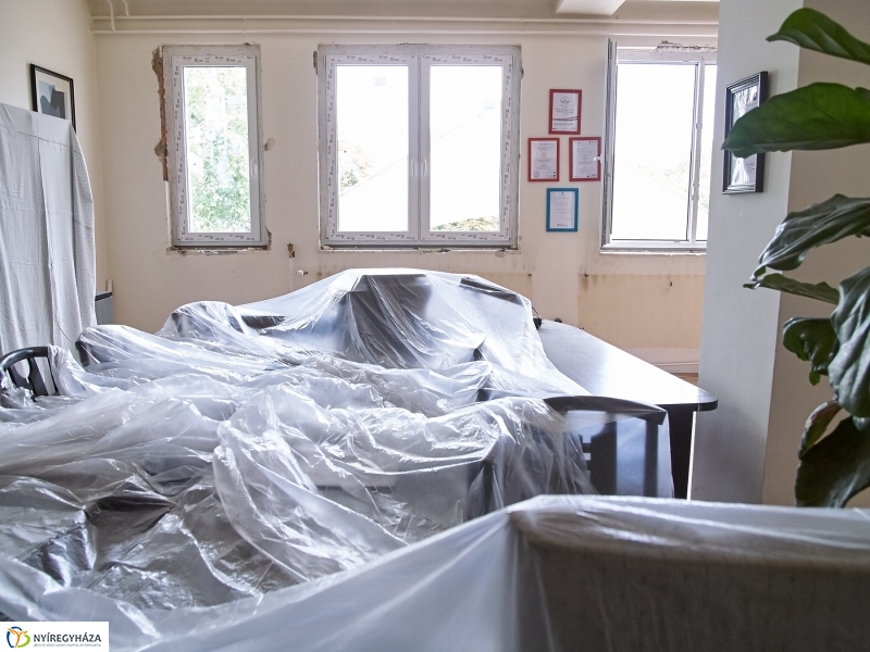 Felújítják a Zrínyi gimnáziumot - fotó Szarka Lajos