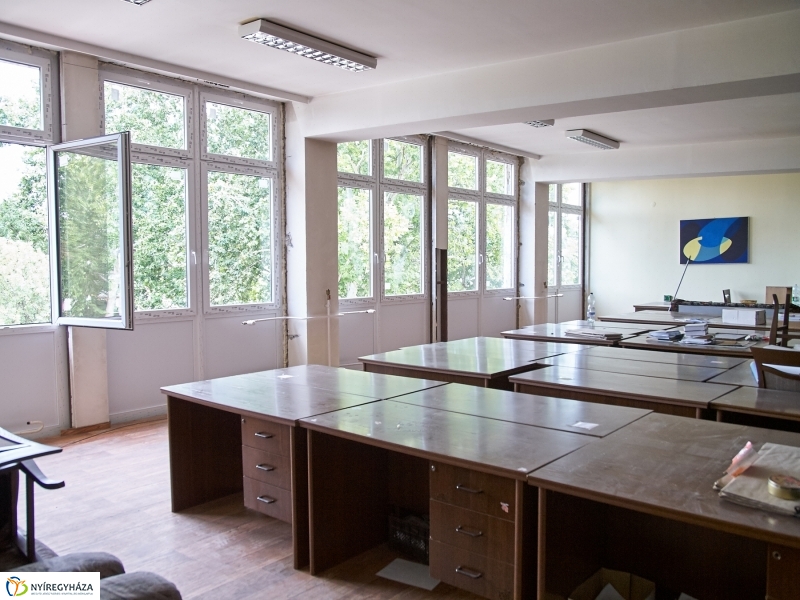 Felújítják a Zrínyi gimnáziumot - fotó Szarka Lajos