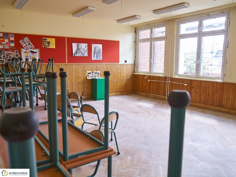 Felújítják a Zrínyi gimnáziumot - fotó Szarka Lajos