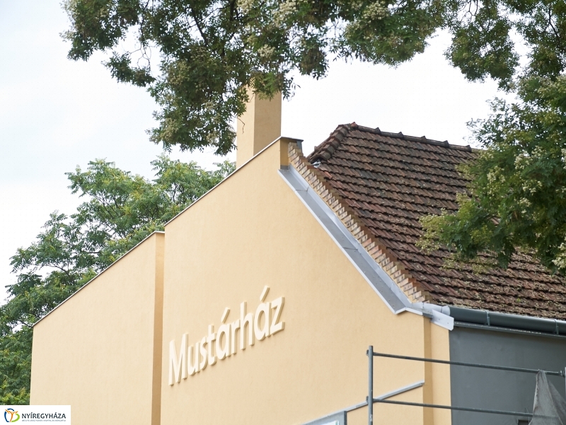 Felújítják a Mustárházat - fotó Szarka Lajos