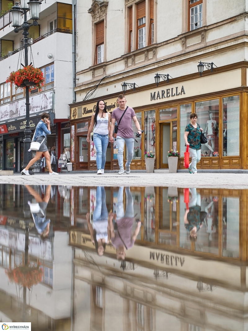 Borús, nyári belváros - fotó Szarka Lajos