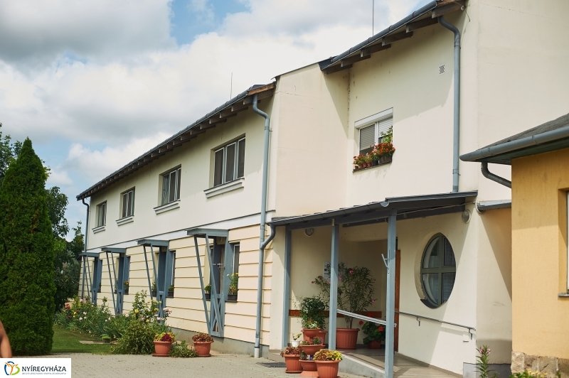 Diákmunka az István Szeretetotthonban - fotó Szarka Lajos