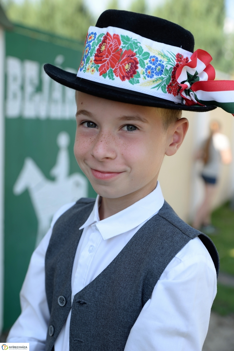 Népi sportágválasztó - fotó Trifonov Éva