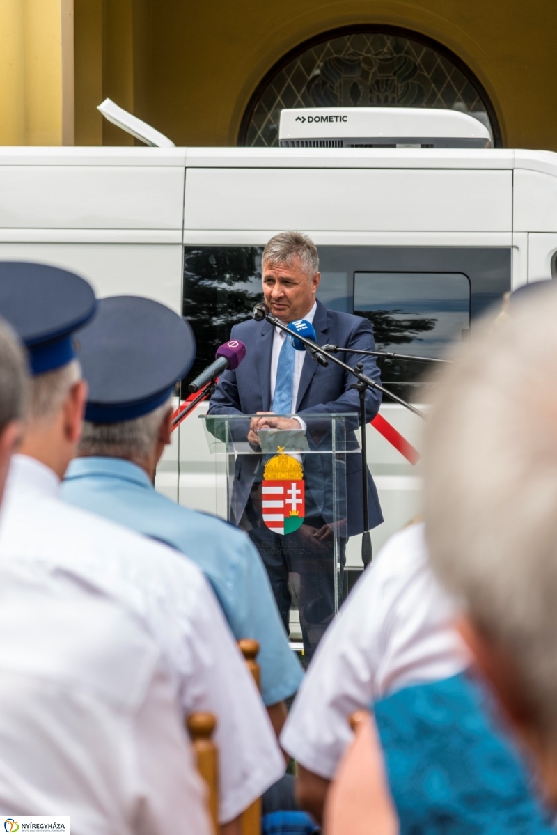 Mobil Kormányablakot adtak át