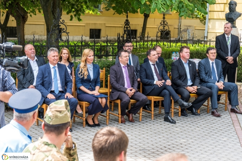 Mobil Kormányablakot adtak át