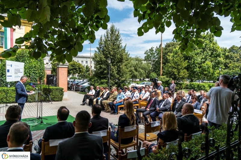 Mobil Kormányablakot adtak át