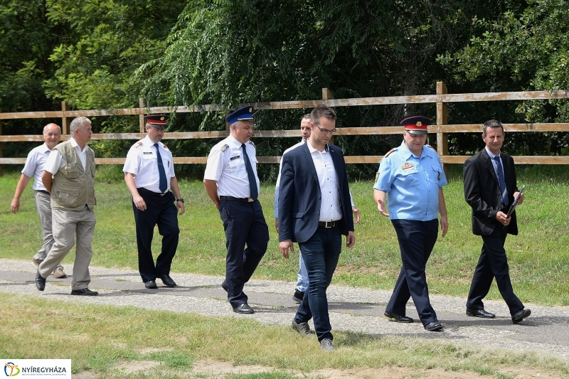 Pazonyi út - felújított útátadás - fotó Trifonov Éva