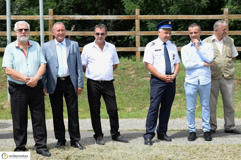 Pazonyi út - felújított útátadás - fotó Trifonov Éva