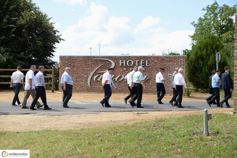 Pazonyi út - felújított útátadás - fotó Trifonov Éva