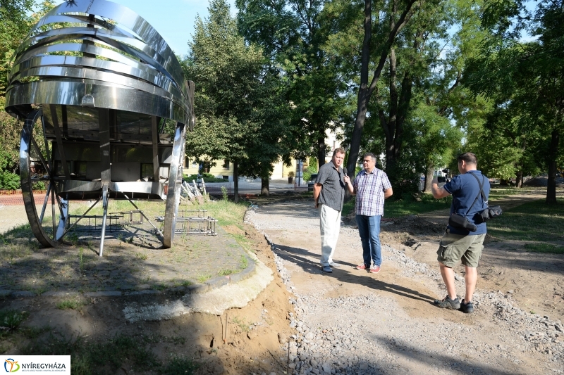 A Bessenyei tér felújítási munkálatai - fotó Trifonov Éva