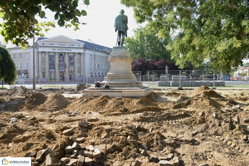 A Bessenyei tér felújítási munkálatai - fotó Trifonov Éva
