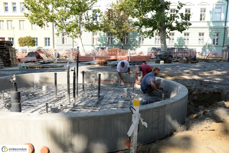 A Bessenyei tér felújítási munkálatai - fotó Trifonov Éva