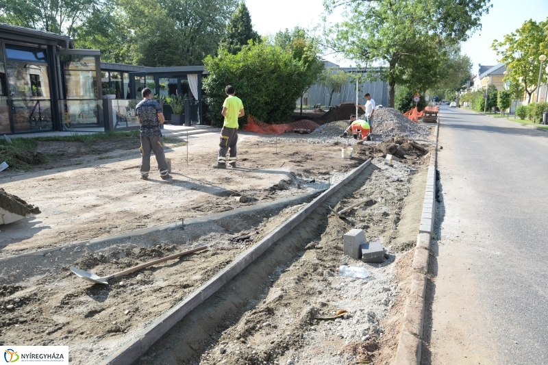 A Bessenyei tér felújítási munkálatai - fotó Trifonov Éva