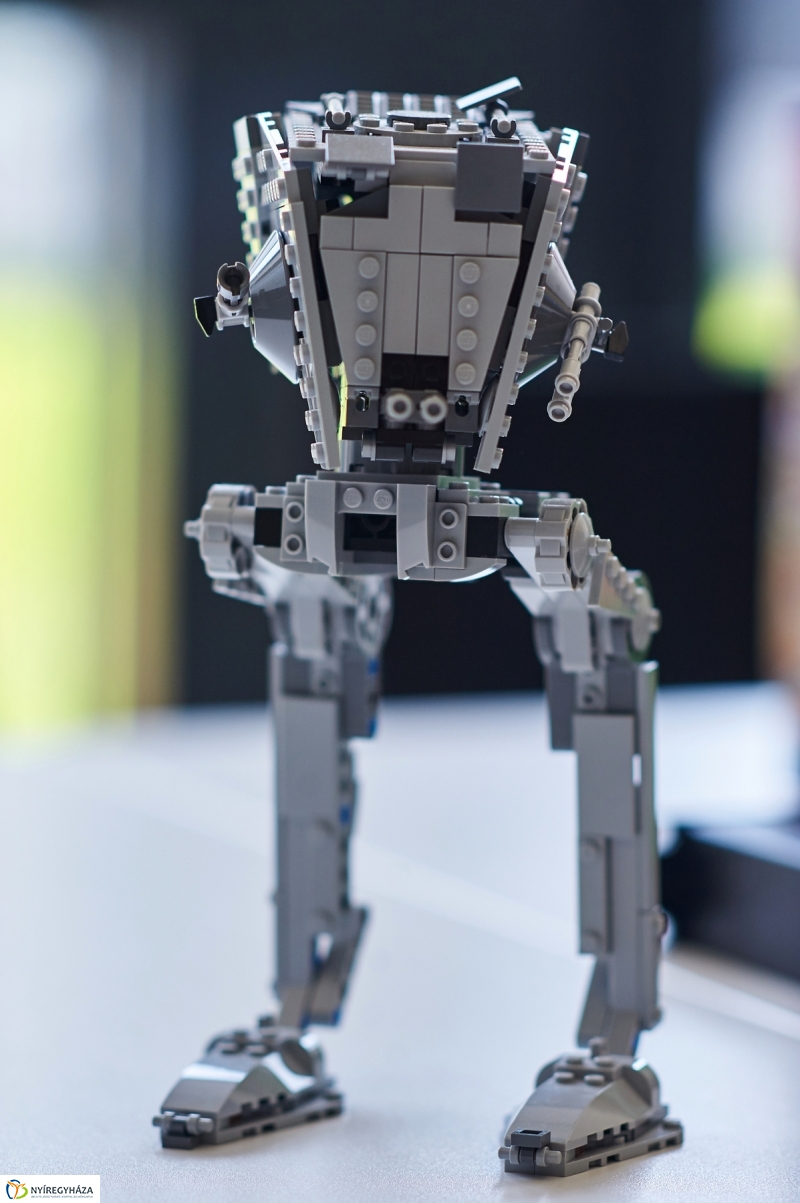 LEGO buszok - fotó Szarka Lajos