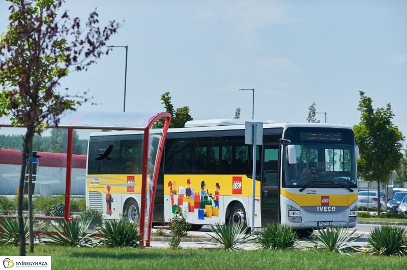 LEGO buszok - fotó Szarka Lajos