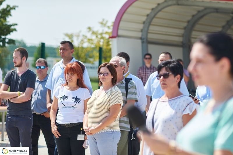 LEGO buszok - fotó Szarka Lajos