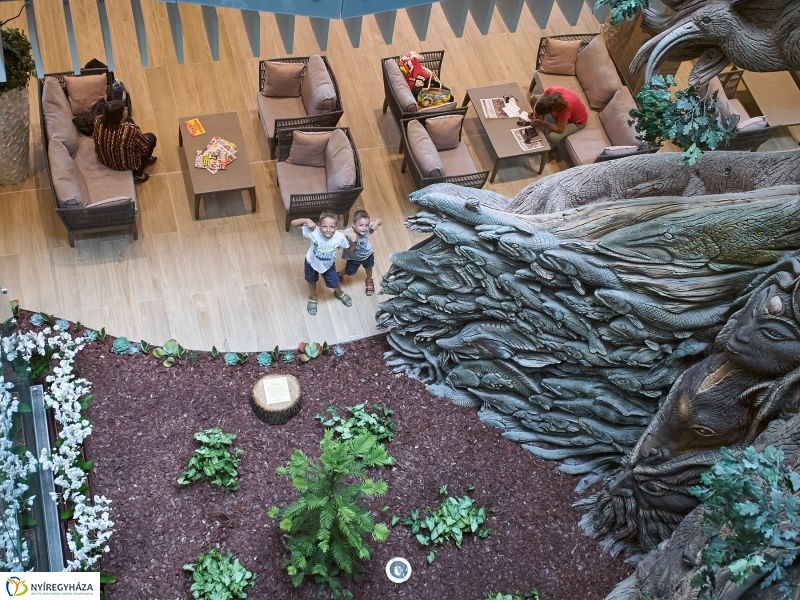 Első vendégek a Hotel Pangeaban - fotó Szarka Lajos