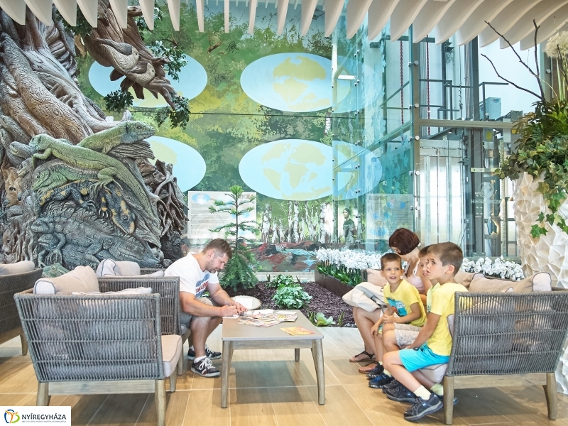 Első vendégek a Hotel Pangeaban - fotó Szarka Lajos