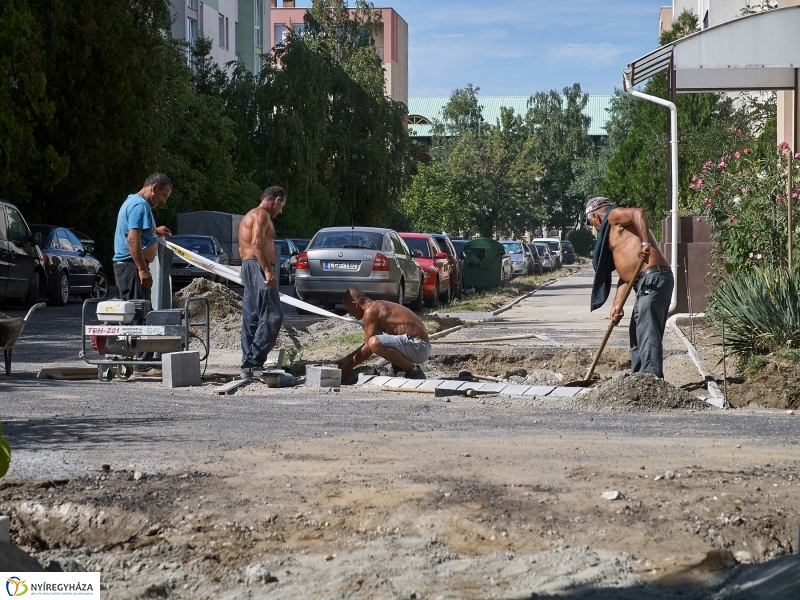 Út és járda fejlesztések Nyíregyházán