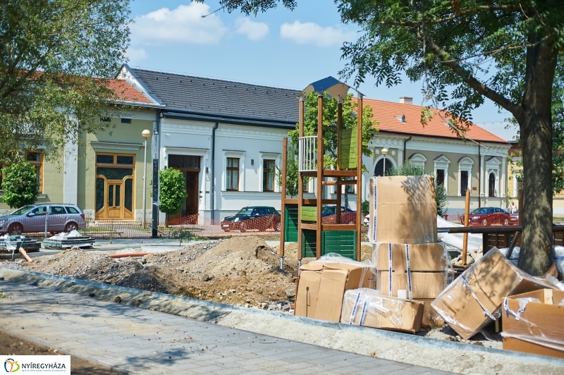 Munkálatok a Benczúr téren - fotó Szarka Lajos