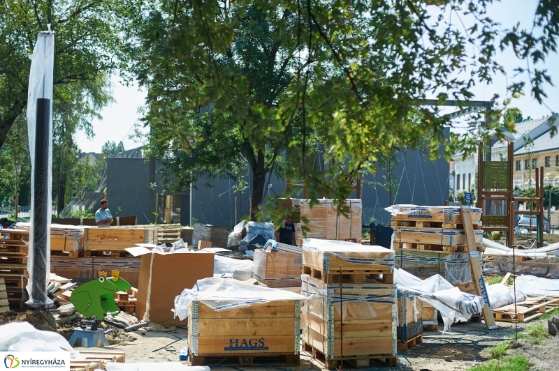 Munkálatok a Benczúr téren - fotó Szarka Lajos