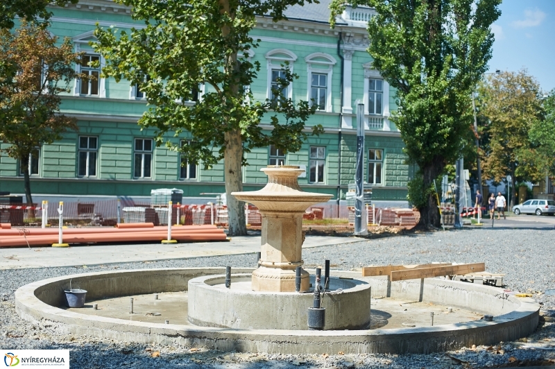 Munkálatok a Benczúr téren - fotó Szarka Lajos