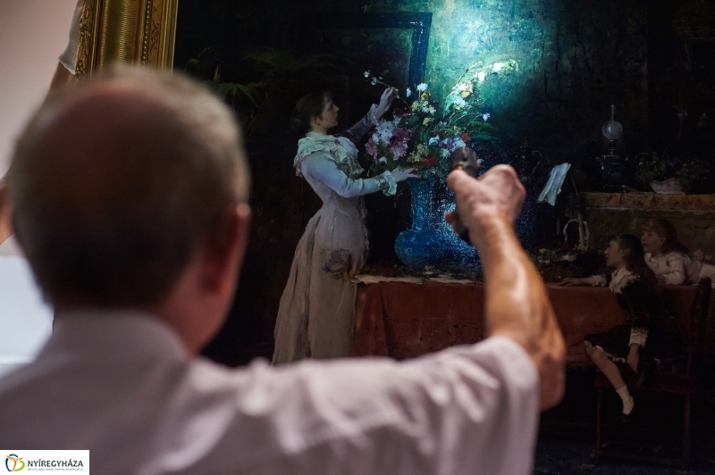 Munkácsy festmények érkezése 2 - fotó Szarka Lajos