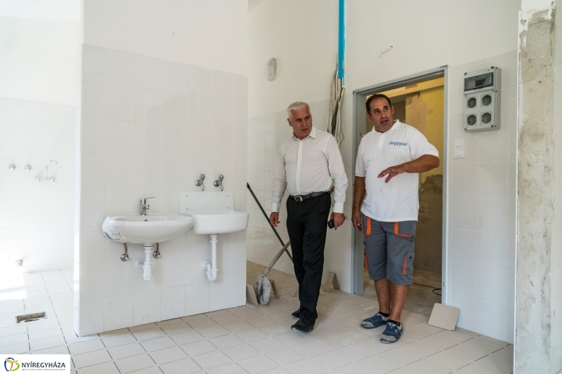 Felújítási munkálatok bejárása - Fotó Kohut Árpád