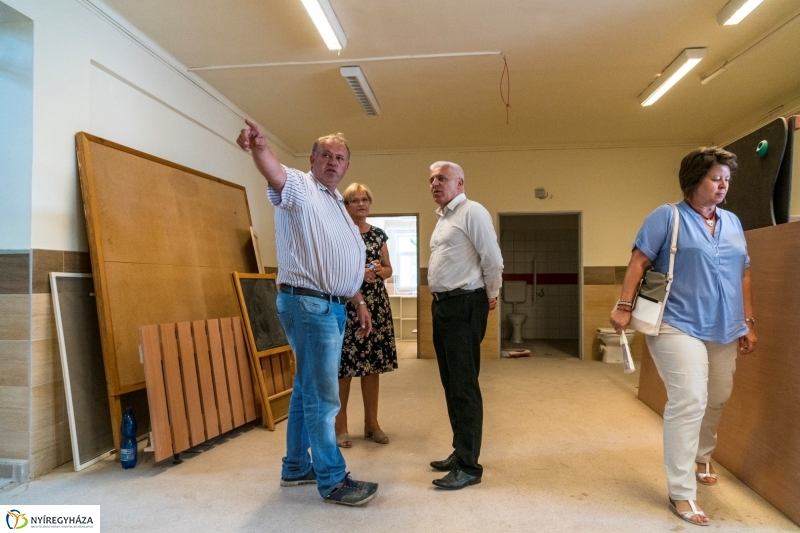 Felújítási munkálatok bejárása - Fotó Kohut Árpád