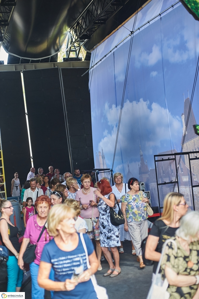 Látogatói túra a Szabadtérin - fotó Szarka Lajos