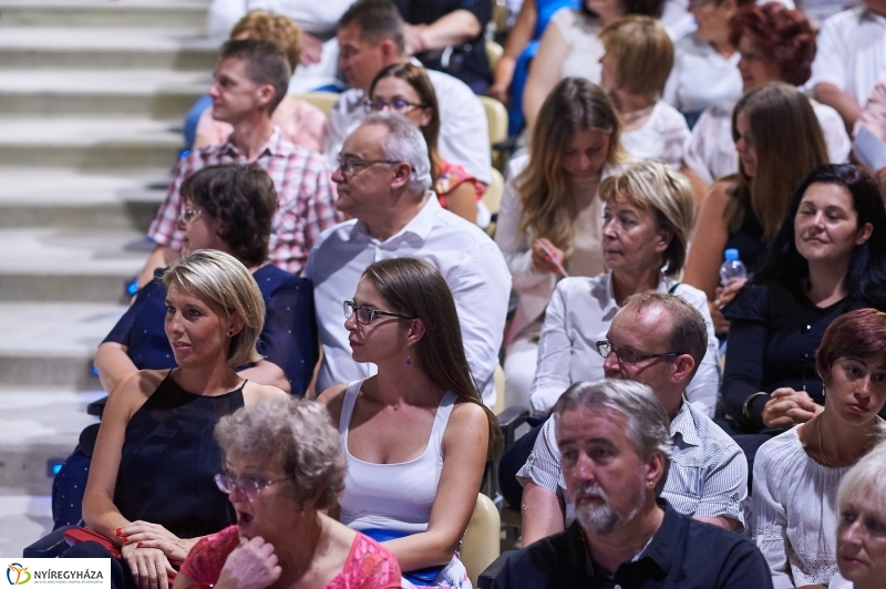 Rózsakert Szabadtéri Színház megnyitó előadás