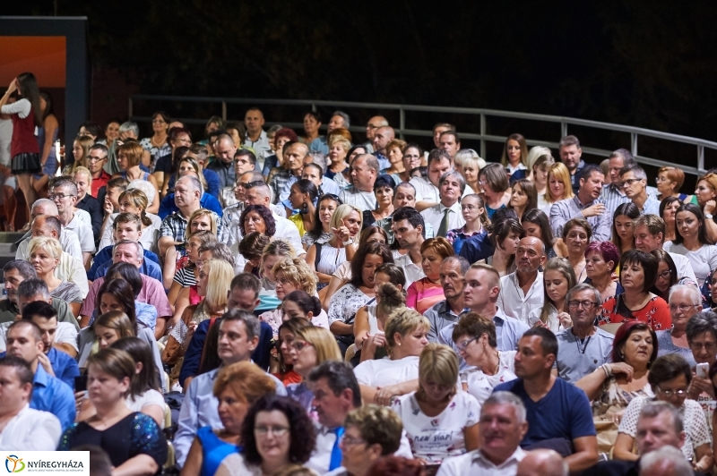 Rózsakert Szabadtéri Színház megnyitó előadás