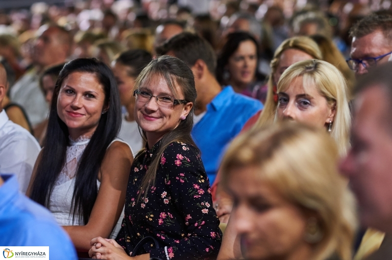 Rózsakert Szabadtéri Színház megnyitó előadás