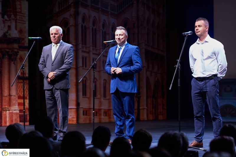 Rózsakert Szabadtéri Színház megnyitó előadás