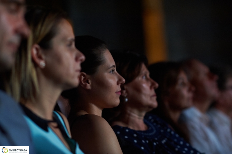 Rózsakert Szabadtéri Színház megnyitó előadás
