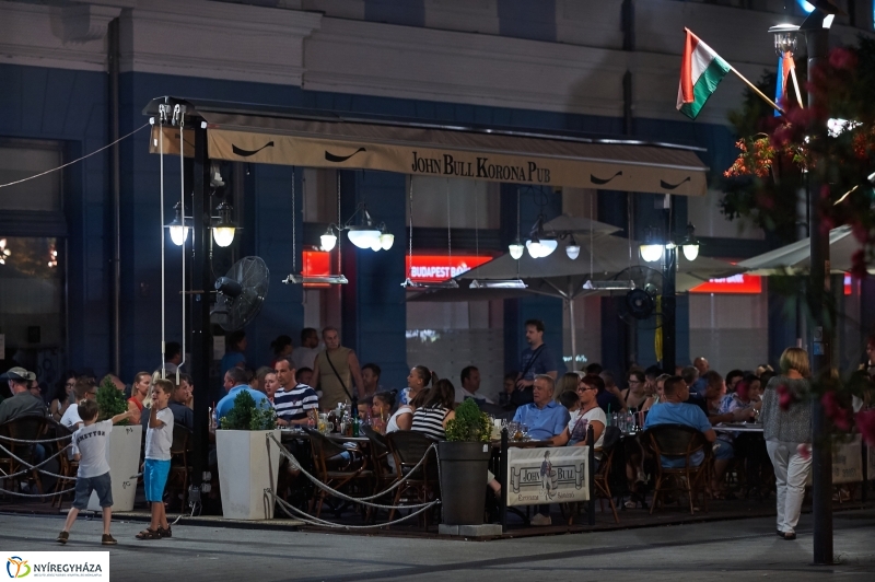 Ünnepi tűzijáték Nyíregyházán 2018 