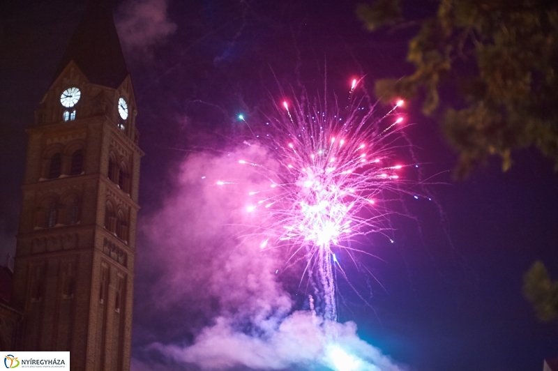 Ünnepi tűzijáték Nyíregyházán 2018 