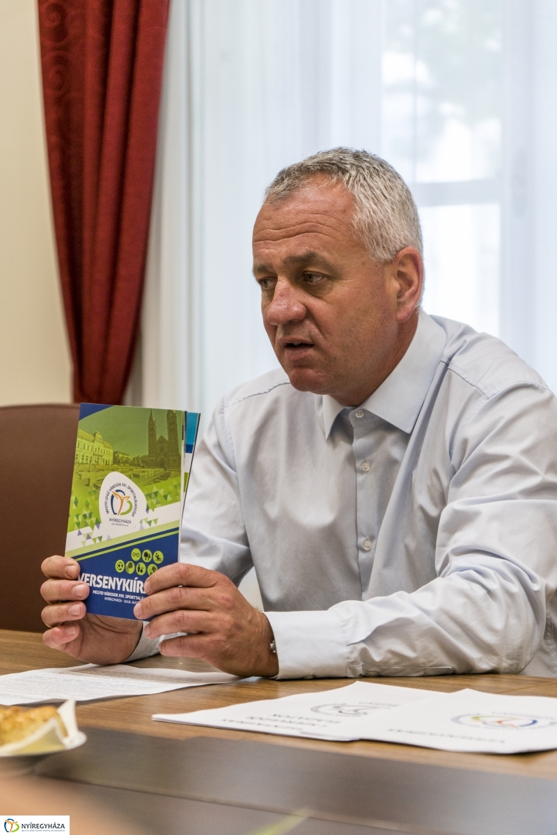 Megyei Jogú Városok XVI. Sporttalálkozója Sajtótájékoztató - Fotó K.Á.