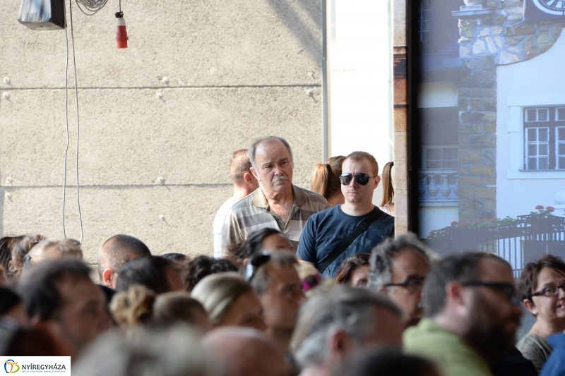 Színházi évadnyitó - fotó Trifonov Éva