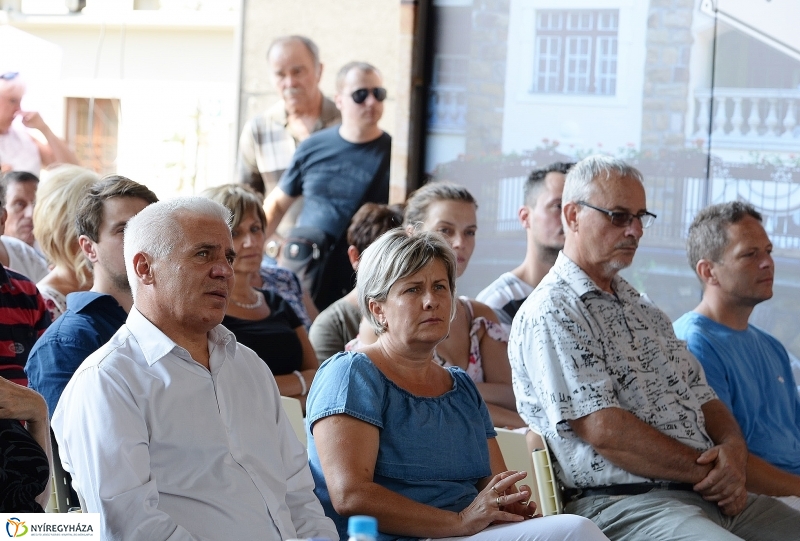 Színházi évadnyitó - fotó Trifonov Éva