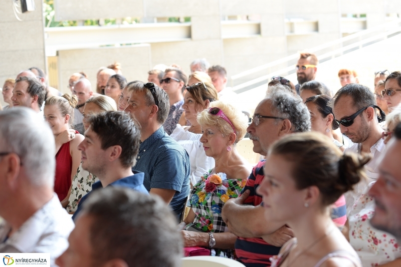 Színházi évadnyitó - fotó Trifonov Éva