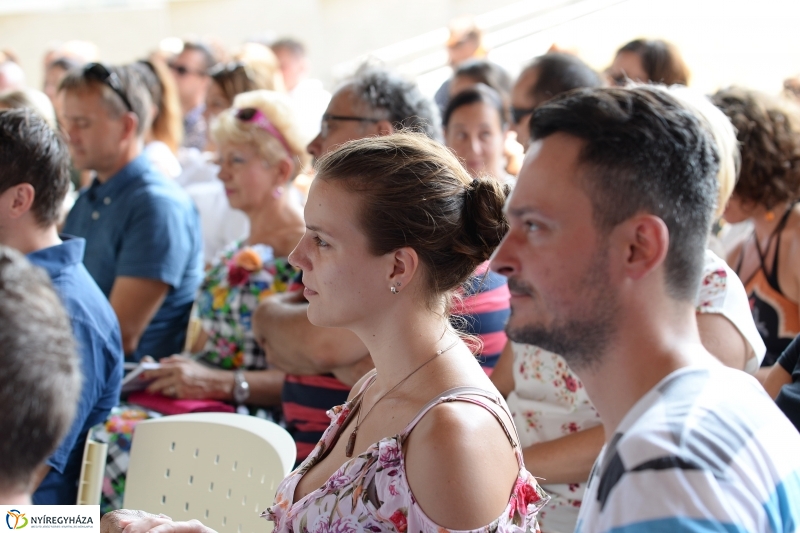 Színházi évadnyitó - fotó Trifonov Éva