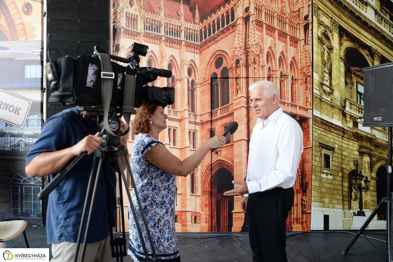 Színházi évadnyitó - fotó Trifonov Éva