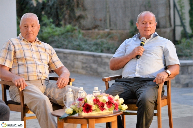 Bencs Villa megnyitó - fotó Trifonov Éva